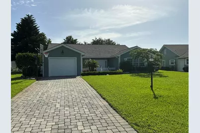 15 Holly Drive, Boynton Beach, FL 33436 - Photo 1