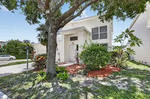 9444 NW 8th Cir, Plantation, FL 33324 - Photo 2