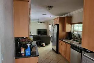 4891 NW 7th Dr, Plantation, FL 33317 - Photo 2