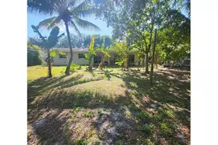 4891 NW 7th Dr, Plantation, FL 33317 - Photo 6