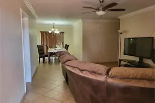 4891 NW 7th Dr, Plantation, FL 33317 - Photo 4