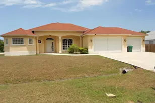 1221 SE Navajo Ln, Port Saint Lucie, FL 34983 - Photo 1