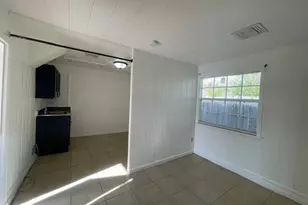 613 54th St, West Palm Beach, FL 33407 - Photo 12