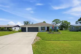 150 SW Lancaster Ave, Port Saint Lucie, FL 34984 - Photo 2