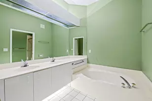 10156 Lombardy Dr, Tamarac, FL 33321 - Photo 14
