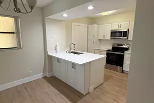 9150 NW 38th Dr, Coral Springs, FL 33065 - Photo 2