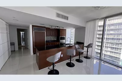 475 Brickell Avenue #4615, Miami, FL 33131 - Photo 8