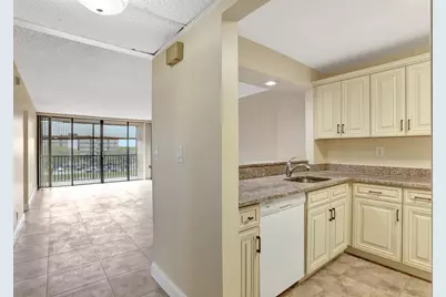 3 Royal Palm Way #Unit 403, Boca Raton, FL 33432 - Photo 4