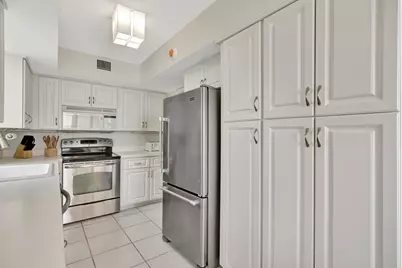 5380 N Ocean Drive #11A, Riviera Beach, FL 33404 - Photo 10