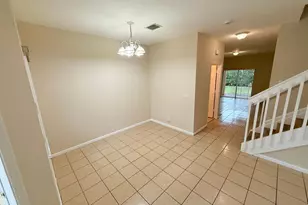 905 N Santa Catalina Cir, North Lauderdale, FL 33068 - Photo 2