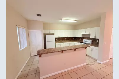 905 N Santa Catalina Circle #905, North Lauderdale, FL 33068 - Photo 8