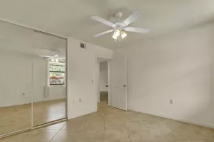 3636 Whitehall Dr, West Palm Beach, FL 33401 - Photo 22