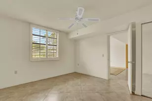 3636 Whitehall Dr, West Palm Beach, FL 33401 - Photo 18