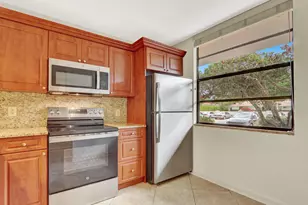 3636 Whitehall Dr, West Palm Beach, FL 33401 - Photo 2