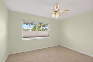 3186 Via Poinciana, Lake Worth, FL 33467 - Photo 44