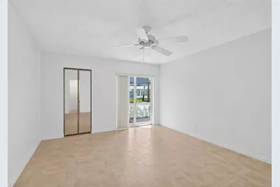 3186 Via Poinciana #114, Lake Worth, FL 33467 - Photo 8