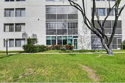 3186 Via Poinciana #114, Lake Worth, FL 33467 - Photo 52