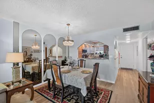3186 Via Poinciana, Lake Worth, FL 33467 - Photo 18