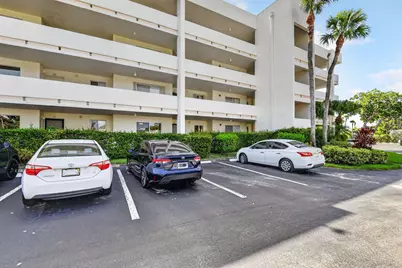 3186 Via Poinciana #114, Lake Worth, FL 33467 - Photo 48