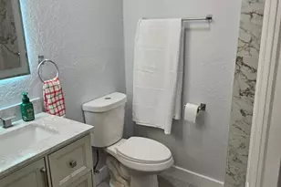 2010 NE 33rd St, Lighthouse Point, FL 33064 - Photo 16