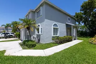 1130 SW 44th Ave, Deerfield Beach, FL 33442 - Photo 2