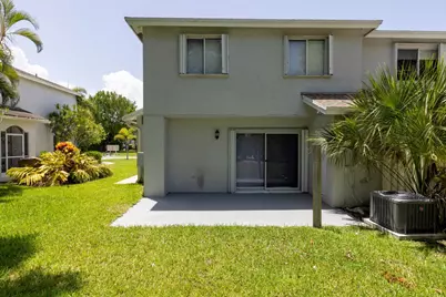 1130 SW 44th Avenue, Deerfield Beach, FL 33442 - Photo 32
