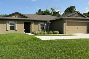 2916 SE Melaleuca Blvd, Port Saint Lucie, FL 34952 - Photo 1