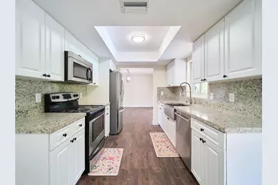 304 Circle W, Jupiter, FL 33458 - Photo 10