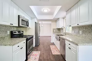 304 Circle W, Jupiter, FL 33458 - Photo 10