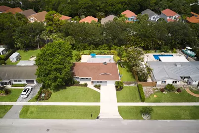 304 Circle W, Jupiter, FL 33458 - Photo 46