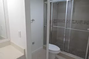 1700 Embassy Dr, West Palm Beach, FL 33401 - Photo 24
