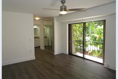 1700 Embassy Drive #708, West Palm Beach, FL 33401 - Photo 14