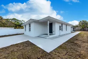 4959 SE Primrose Way, Stuart, FL 34997 - Photo 2