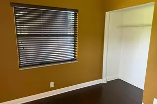 10001 Winding Lake Rd, Sunrise, FL 33351 - Photo 14