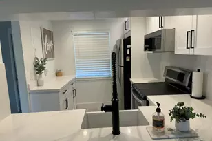 10001 Winding Lake Rd, Sunrise, FL 33351 - Photo 4