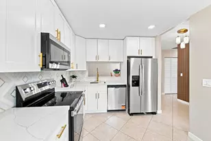 4561 Discovery Ln, West Palm Beach, FL 33417 - Photo 12
