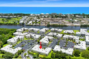 24 Colonial Club Dr, Boynton Beach, FL 33435 - Photo 24