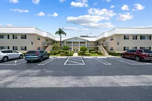 24 Colonial Club Dr, Boynton Beach, FL 33435 - Photo 28