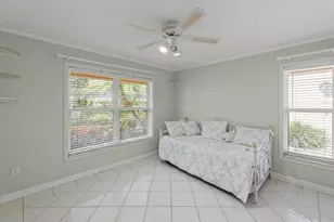 9746 SE Landing Pl, Tequesta, FL 33469 - Photo 44