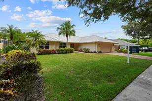 9746 SE Landing Pl, Tequesta, FL 33469 - Photo 8
