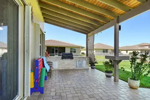 840 Gairloch Ln, Fort Pierce, FL 34947 - Photo 6