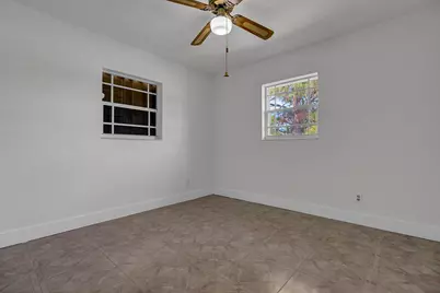 2100 N 57th Avenue, Hollywood, FL 33021 - Photo 24