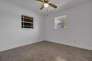 2100 N 57th Ave, Hollywood, FL 33021 - Photo 24