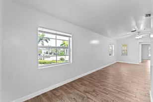 56 W 12th St, Riviera Beach, FL 33404 - Photo 14