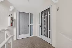 104 Half Moon Cir, Hypoluxo, FL 33462 - Photo 2