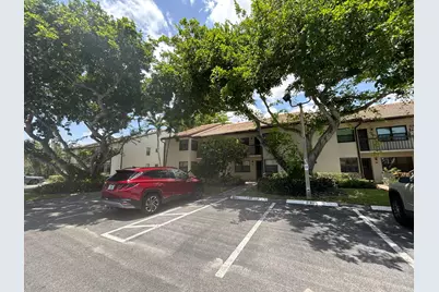 7681 Tahiti Lane #102, Lake Worth, FL 33467 - Photo 6