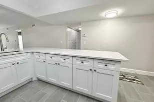 7681 Tahiti Ln, Lake Worth, FL 33467 - Photo 6