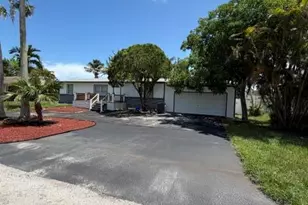 3040 Tropical Trail, Lake Worth, FL 33462 - Photo 2