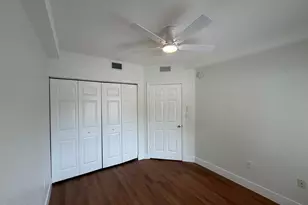 1095 Golden Lakes Blvd, West Palm Beach, FL 33411 - Photo 10