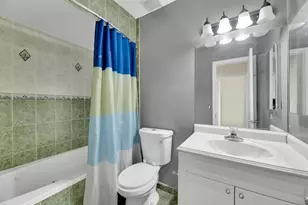 10723 NW 11th St, Pembroke Pines, FL 33026 - Photo 38